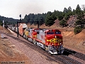 BNSF 725 at Williams Jct in March 2002